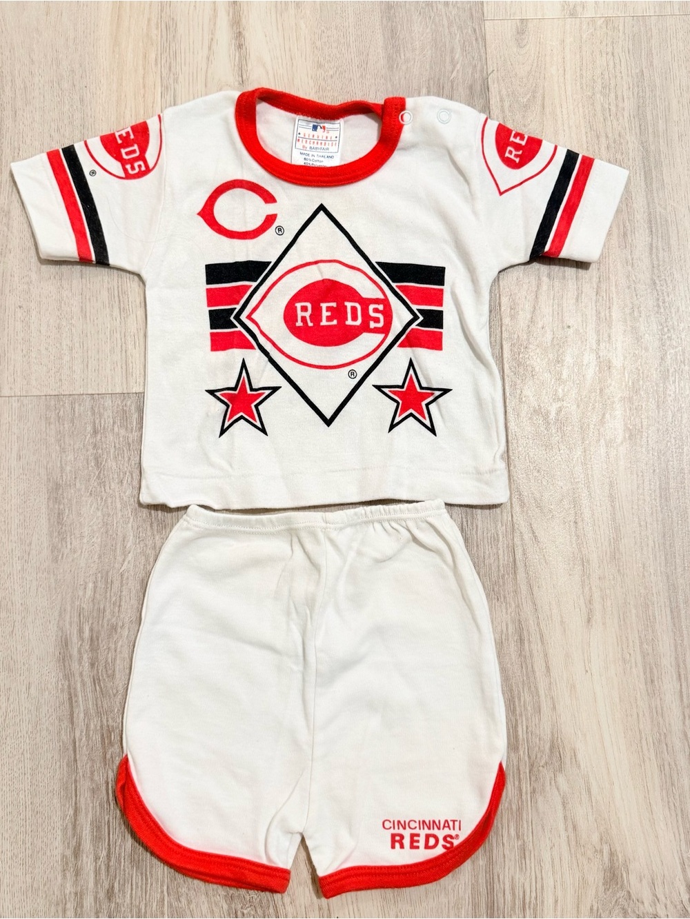Genuine Merchandise Cincinnati Reds Kids marching Set - White and Red 9 Months